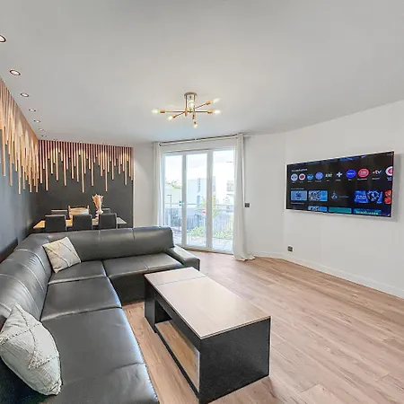 Confort Moderne, Paris & Le Bourget Apartmán