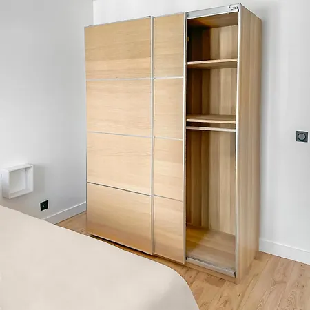 Confort Moderne, Paris & Le Bourget Apartmán *