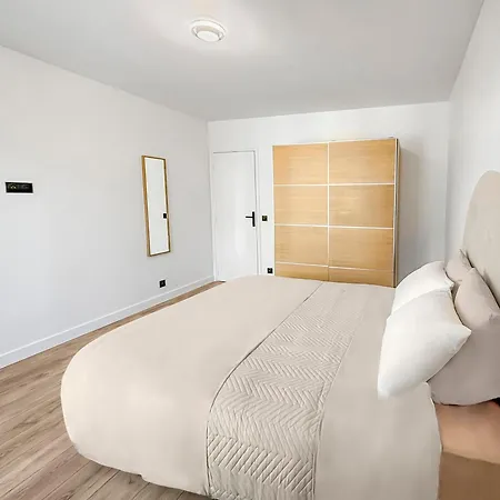 Confort Moderne, Paris & Le Bourget Apartmán